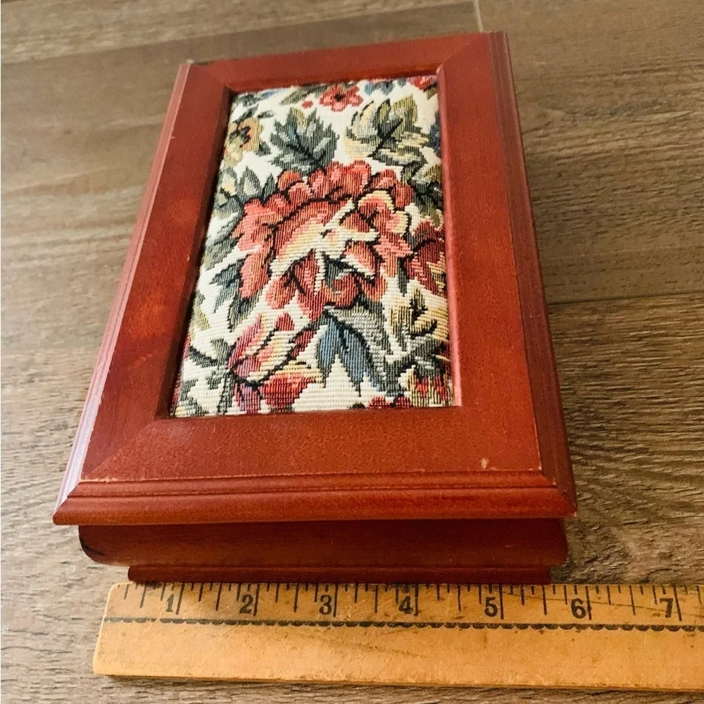 Wooden box with a mirror